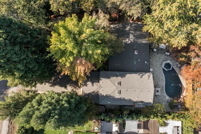 $4,450,000 | 1275 CaƱada Road, Woodside, CA 94062