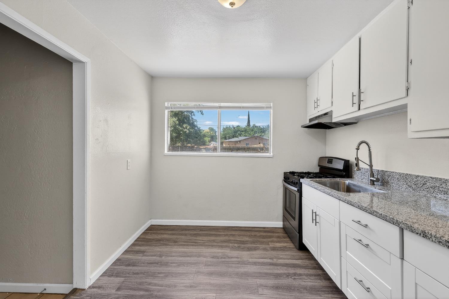 520 West 9th Street Merced, CA 95341 - Photo 15 of 43
