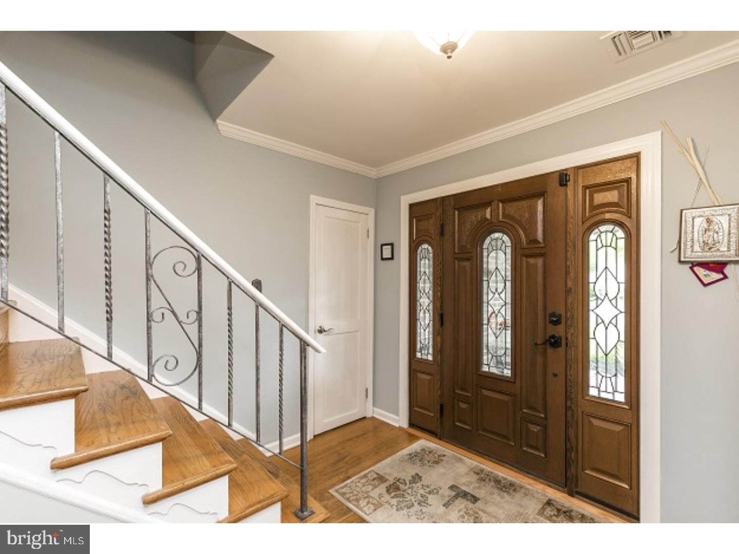 2202 Hedgewood Road Hatfield, PA 19440 - Photo 12 of 24 Foyer