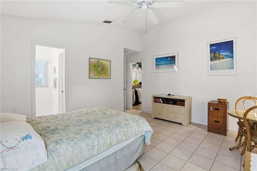 655 Lambton Lane Naples, FL 34104 - Photo 19 of 39