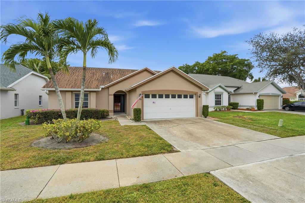 655 Lambton Lane Naples, FL 34104 - Photo 2 of 39