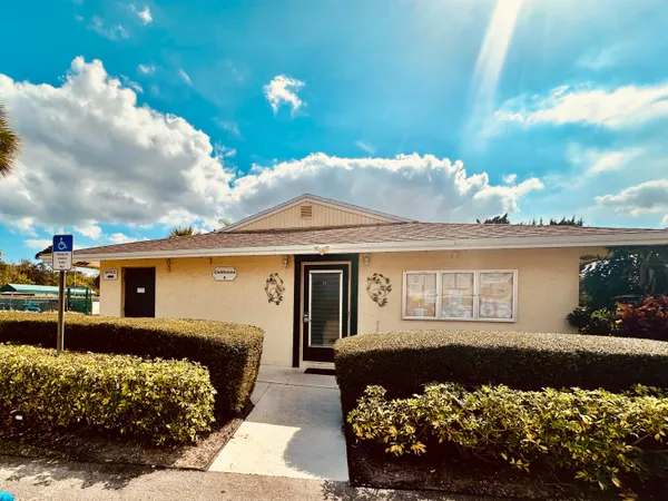 $114,500 | 2950 Southeast Ocean Boulevard, Unit 1306, Stuart, FL 34996