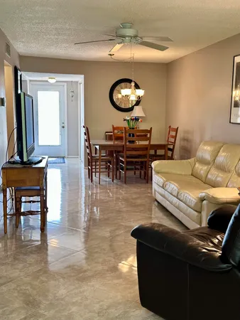 $114,500 | 2950 Southeast Ocean Boulevard, Unit 1306, Stuart, FL 34996