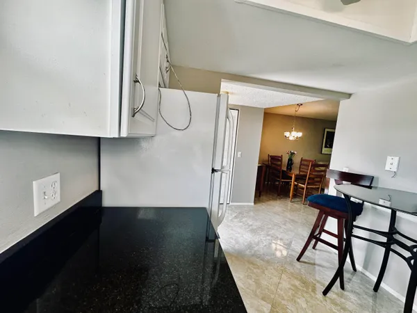 $114,500 | 2950 Southeast Ocean Boulevard, Unit 1306, Stuart, FL 34996