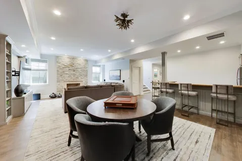 $1,650,000 | 5557 South Stough Street, Hinsdale, IL 60521