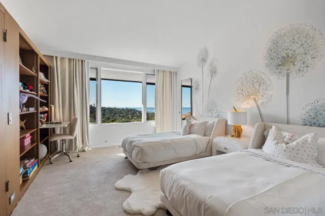 $6,595,000 | 7846 Esterel Drive, La Jolla, CA 92037