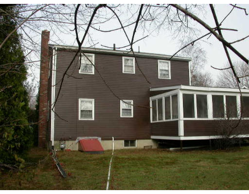 31 Sonning Road Beverly, MA 01915 - Photo 4 of 14 Gallery Image 4