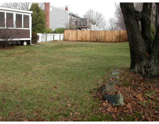 31 Sonning Road Beverly, MA 01915 - Photo 5 of 14 Gallery Image 5
