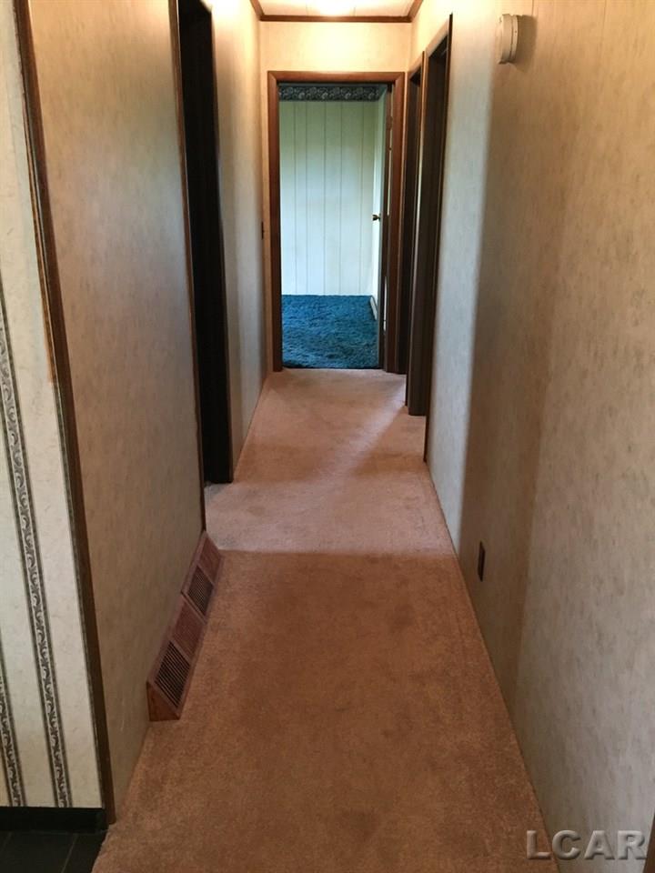 16095 Beecher Road Hudson, MI 49247 - Photo 12 of 19 31250021-11.JPG