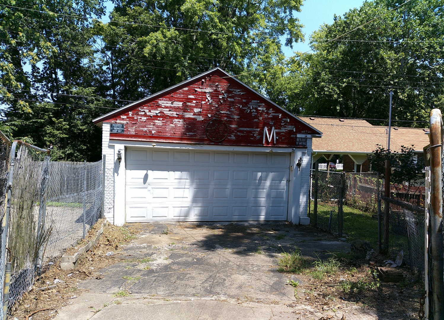 958 West William Street Decatur, IL 62522 - Photo 20 of 20 a front view of a house with a yard