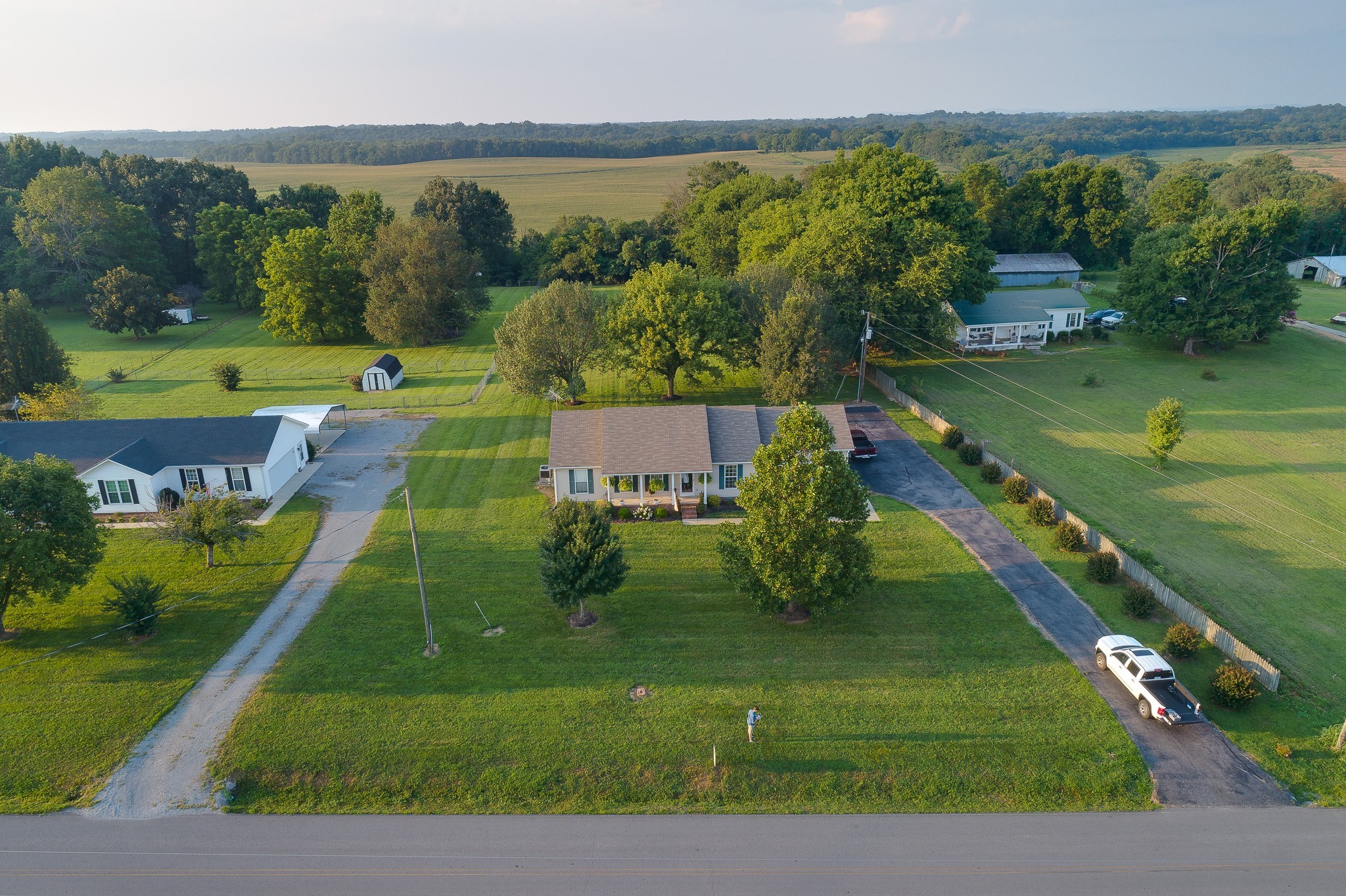 2202 Sims Road Shelbyville, TN 37160 - Photo 2 of 42 Gallery Image 2