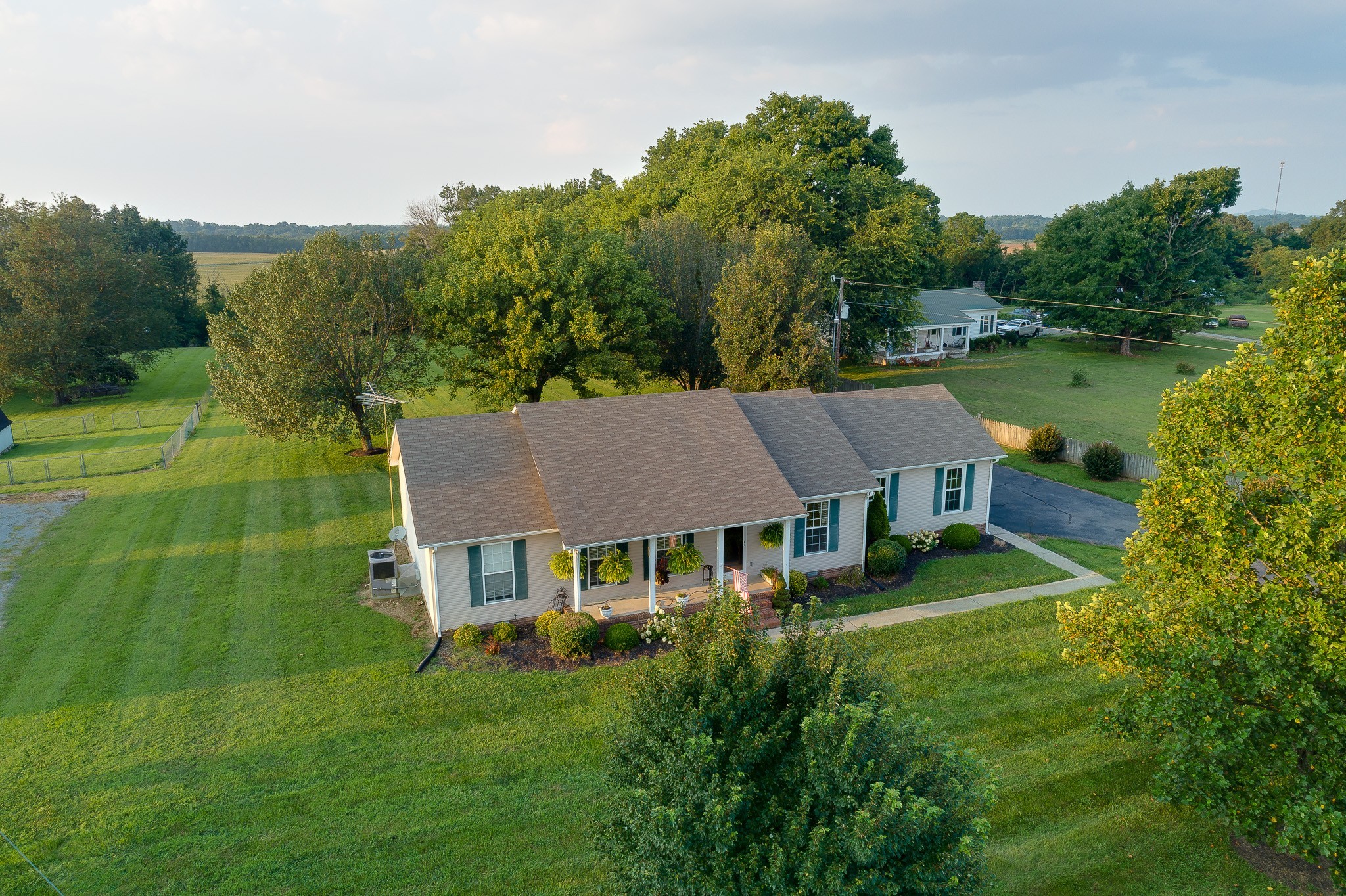 2202 Sims Road Shelbyville, TN 37160 - Photo 36 of 42 Gallery Image 36
