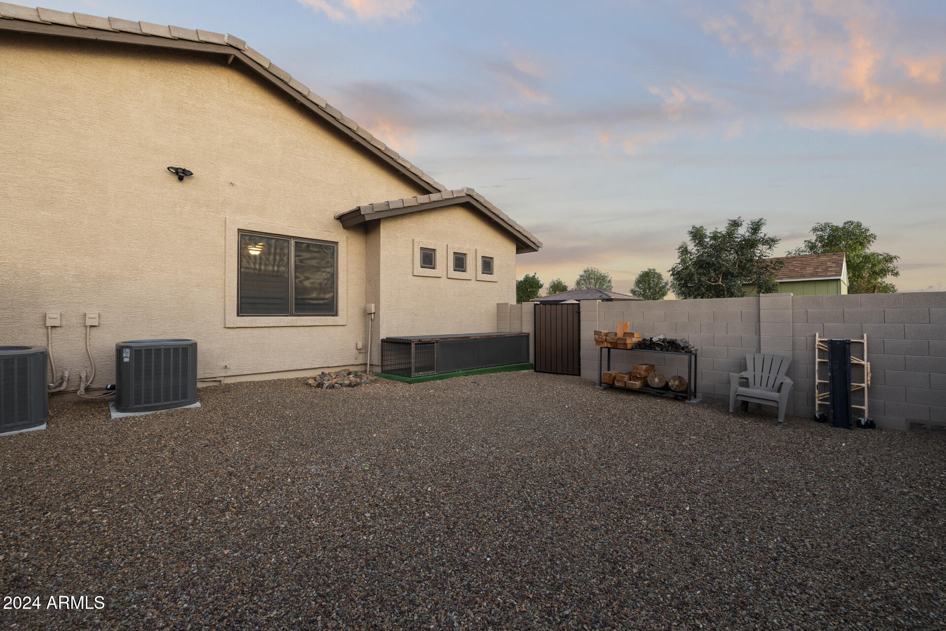 21 West Cloud Road Phoenix, AZ 85086 - Photo 65 of 97 1-174