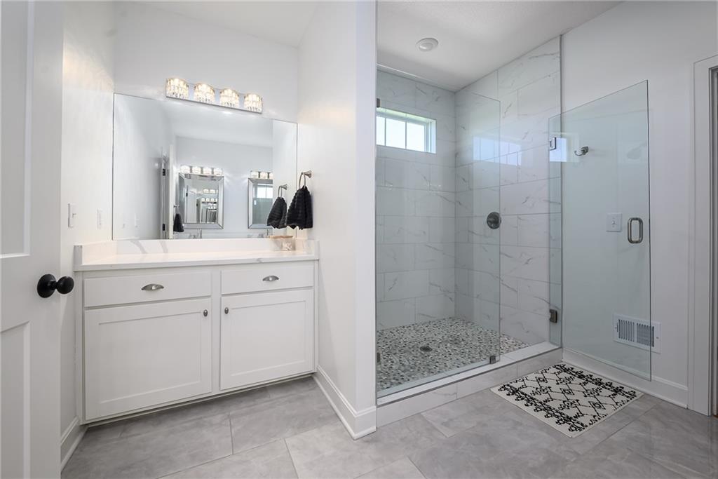 25865 Primrose Lane Lawrence, KS 66044 - Photo 16 of 37