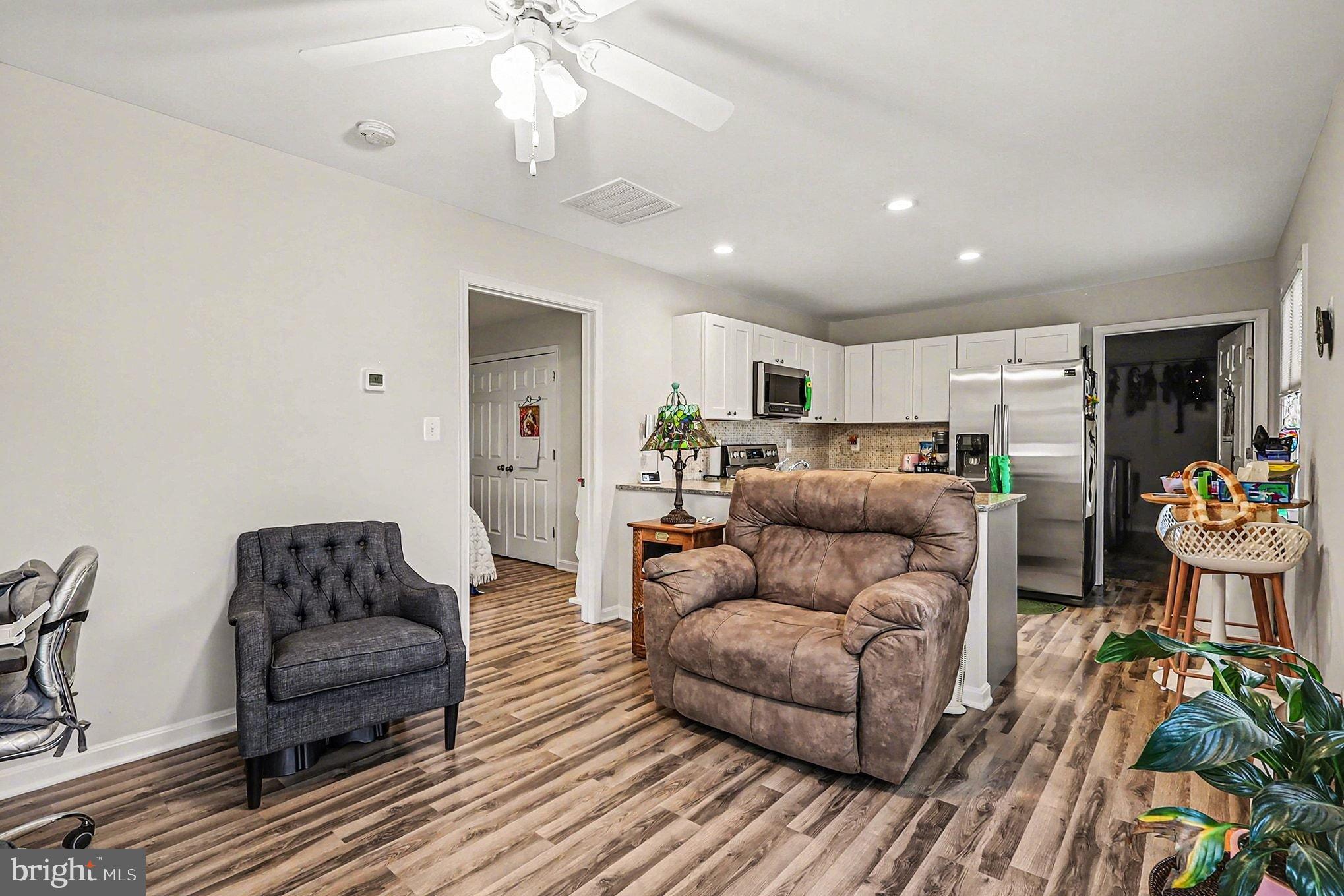 8318 Diamond Hill Road Warrenton, VA 20186 - Photo 21 of 88 In-Law Suite Modern living space