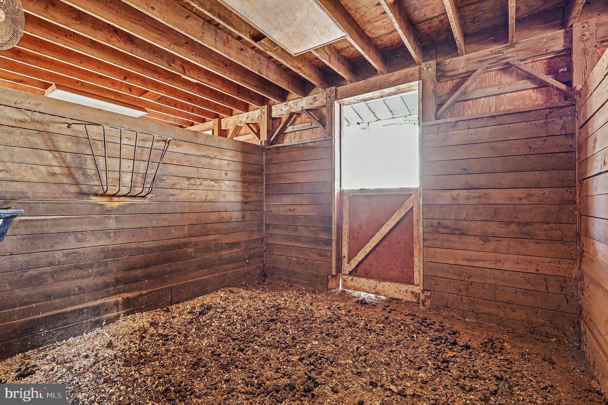 8318 Diamond Hill Road Warrenton, VA 20186 - Photo 55 of 88 a view of small space