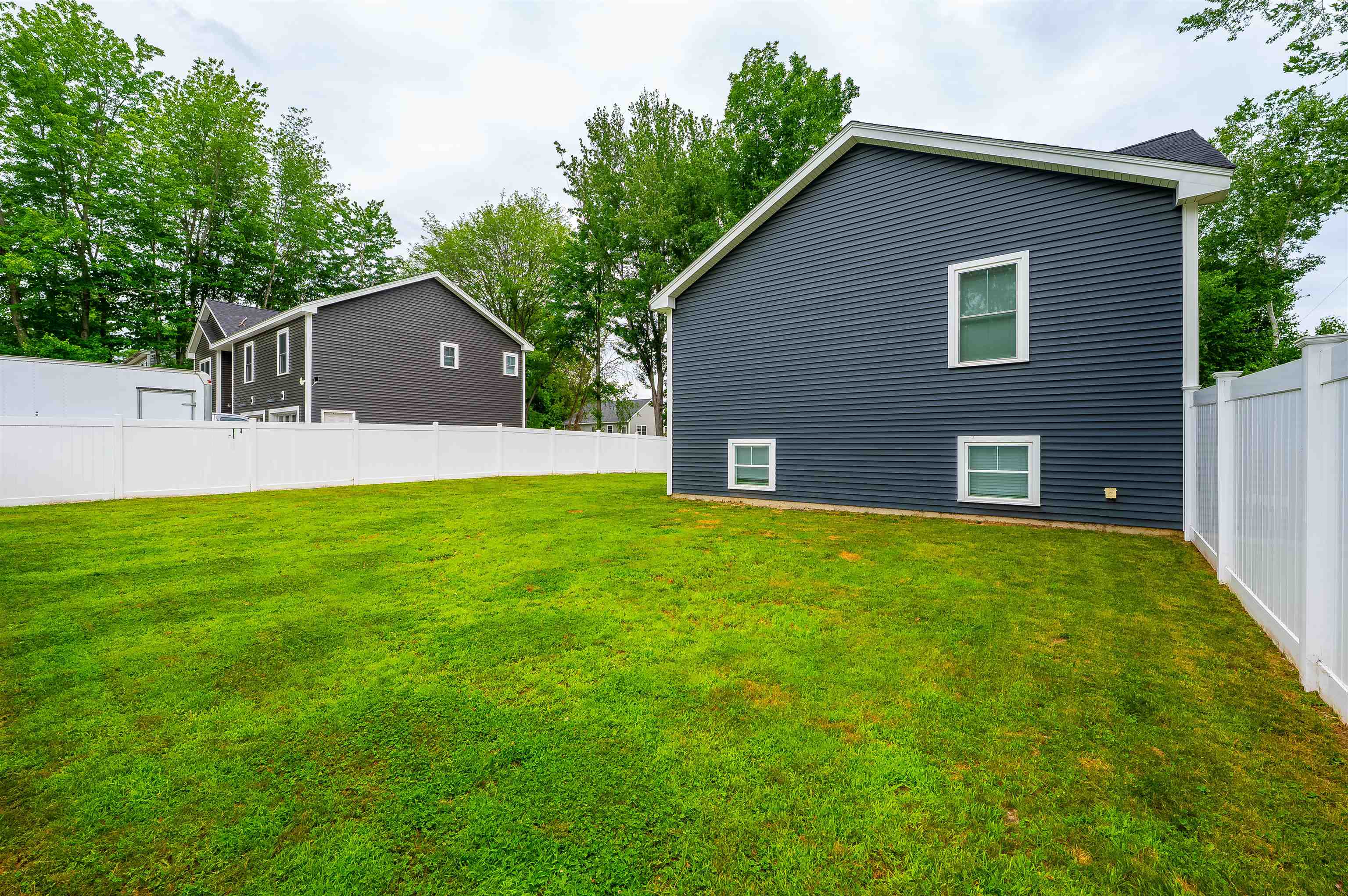 9 Lawn Avenue Rochester, NH 03867 - Photo 38 of 39