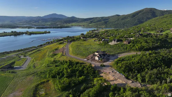 $419,000 | 1172 Valley View Drive, Unit 57, Eden, UT 84310
