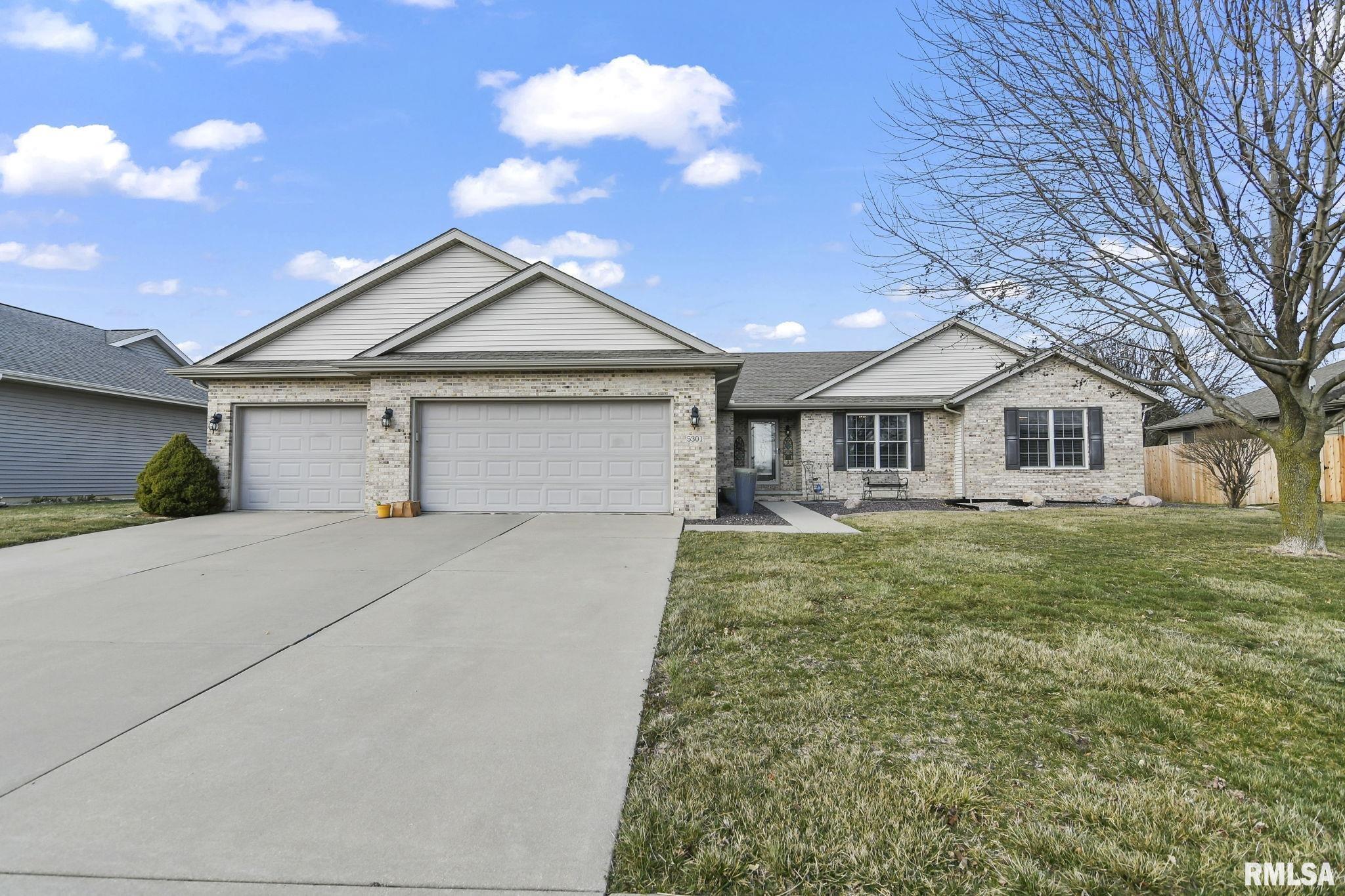 5301 Crane Drive Springfield, IL 62711 - Photo 2 of 46