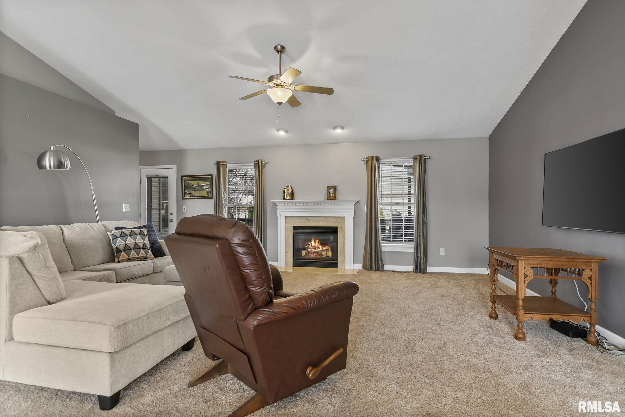 5301 Crane Drive Springfield, IL 62711 - Photo 7 of 46