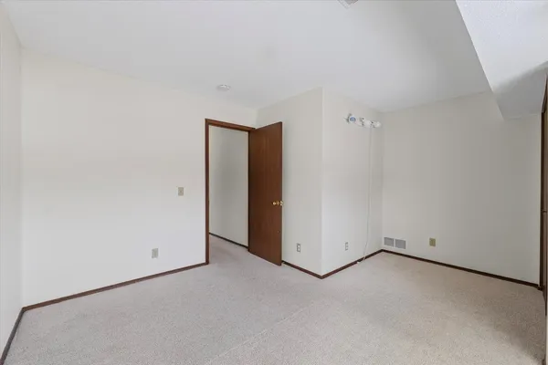 $178,000 | 2144 Harbor Town Circle, Unit 2144, Champaign, IL 61821