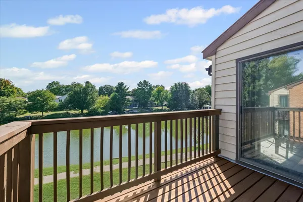 $178,000 | 2144 Harbor Town Circle, Unit 2144, Champaign, IL 61821