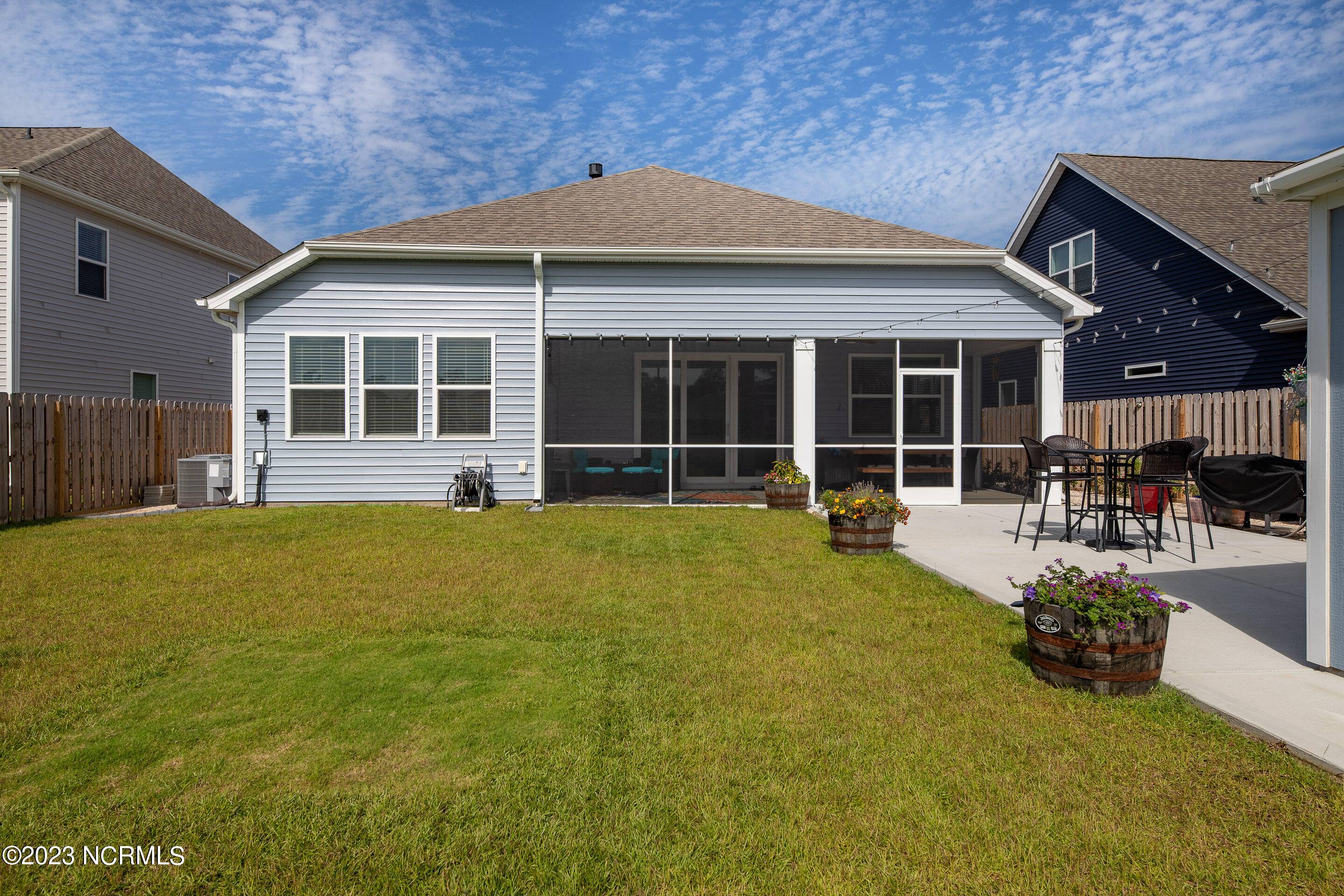 416 Edgewater Way Surf City, NC 28445 - Photo 28 of 35 Backyard