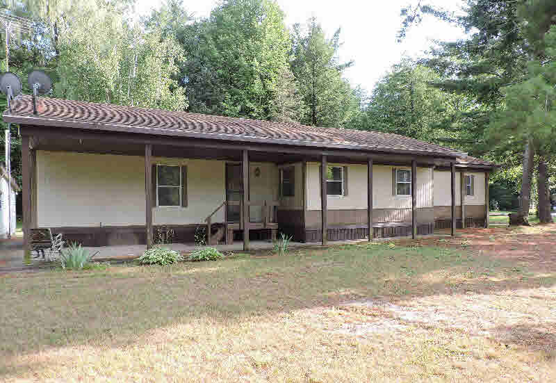 2363 Pine River Road Standish, MI 48658 - Photo 26 of 32 Gallery Image 26