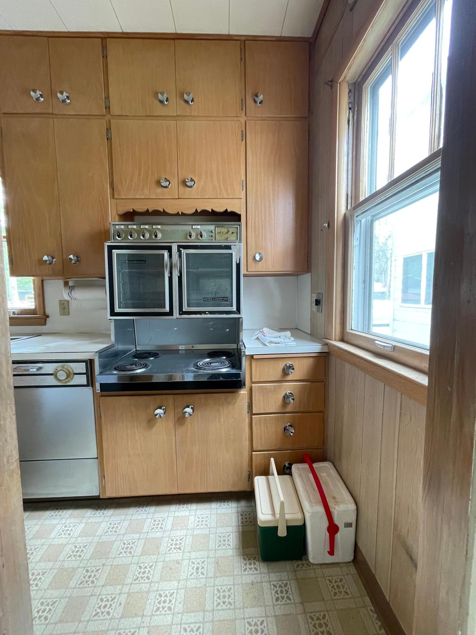 512 9th Avenue Southwest Austin, MN 55912 - Photo 16 of 23
