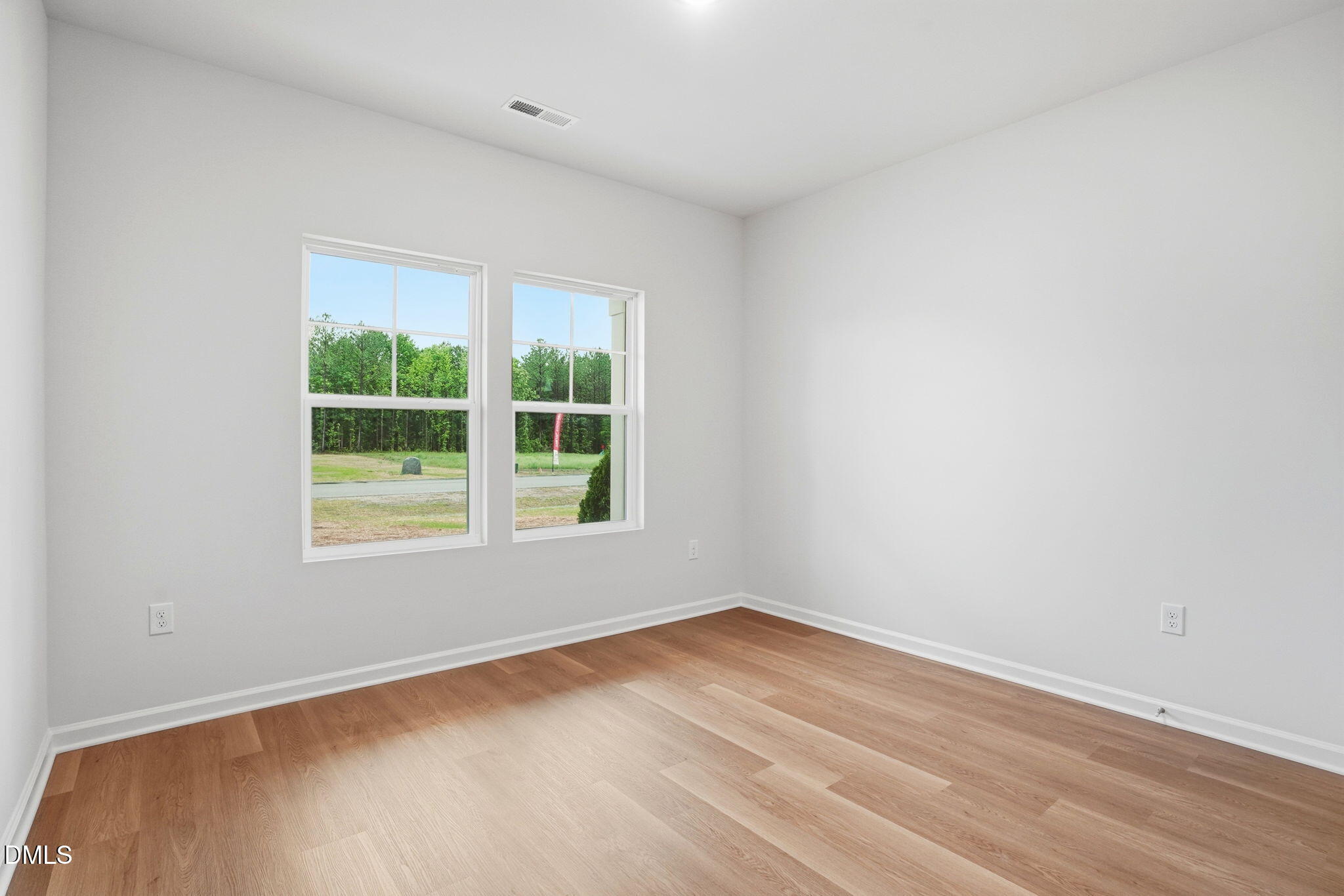 9019 Phoenix Court Spring Hope, NC 27882 - Photo 3 of 34 an empty room with a window