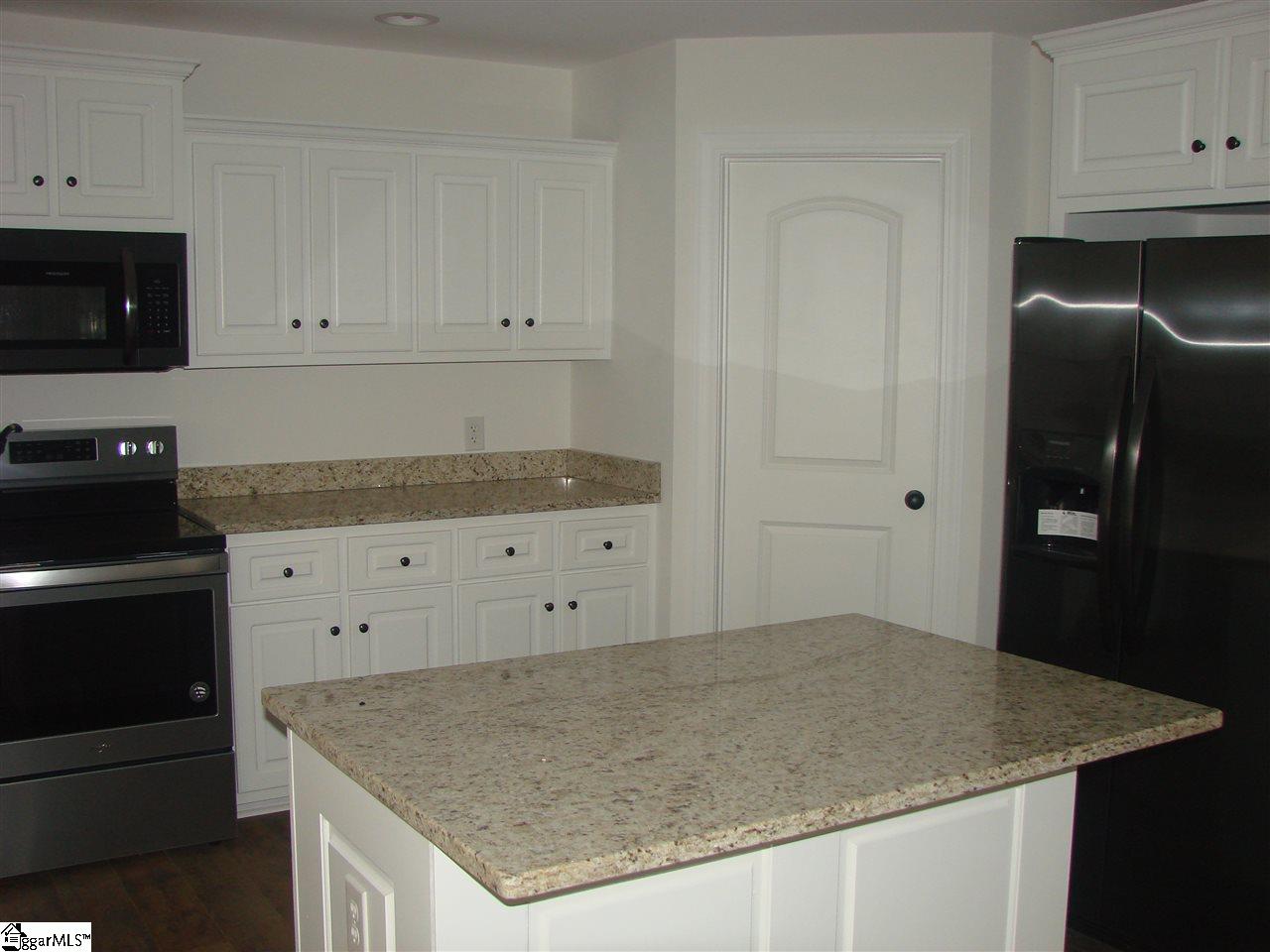 409 Bolding Road Liberty, SC 29657 - Photo 7 of 18