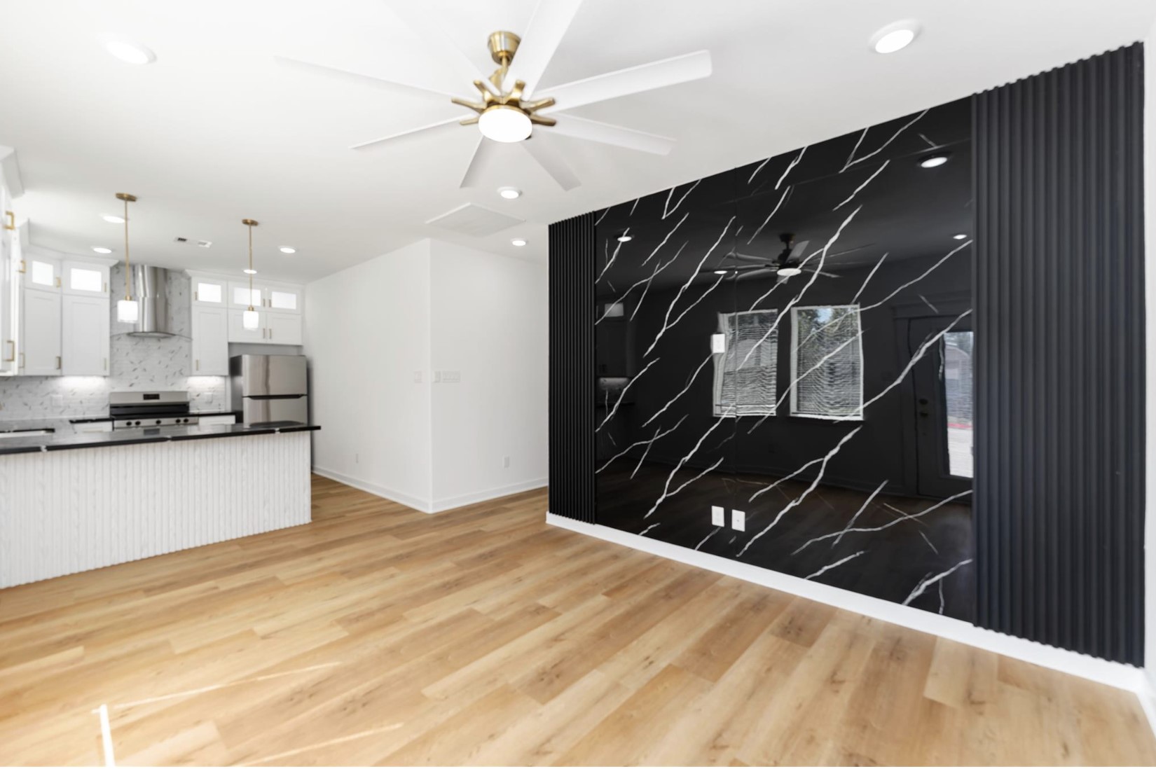 7809 Queen Street, Unit B Houston, TX 77028 - Photo 5 of 23
