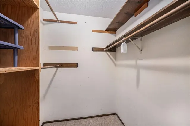 $350,000 | 8125 Northwest Beaman Drive, Kansas City, MO 64151