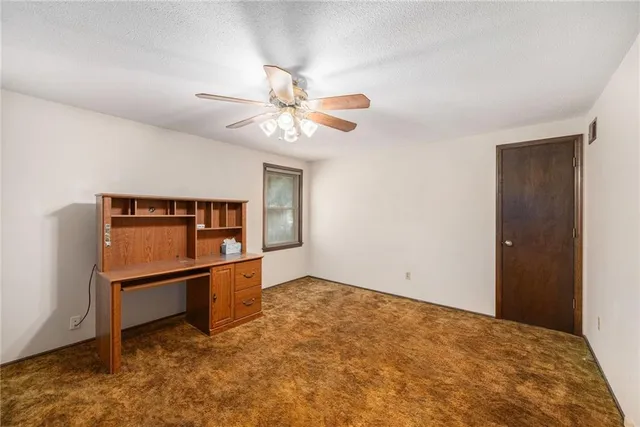 $350,000 | 8125 Northwest Beaman Drive, Kansas City, MO 64151