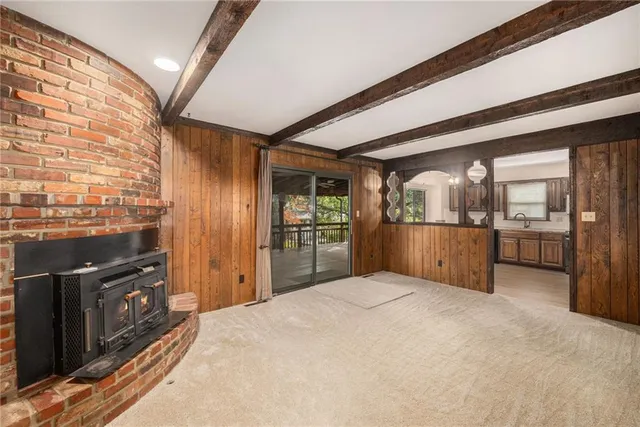 $350,000 | 8125 Northwest Beaman Drive, Kansas City, MO 64151