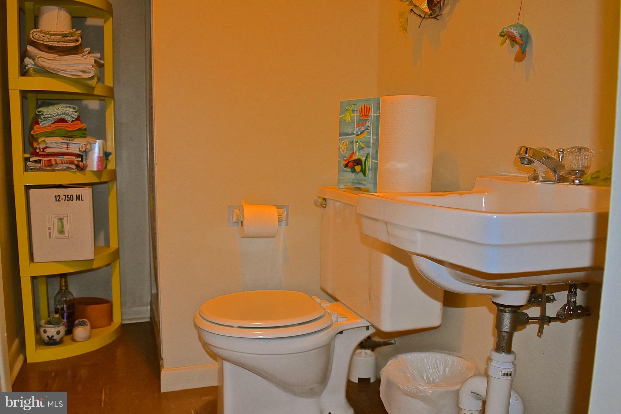 7025 Dunhill Road Baltimore, MD 21222 - Photo 20 of 48 Gallery Image 20