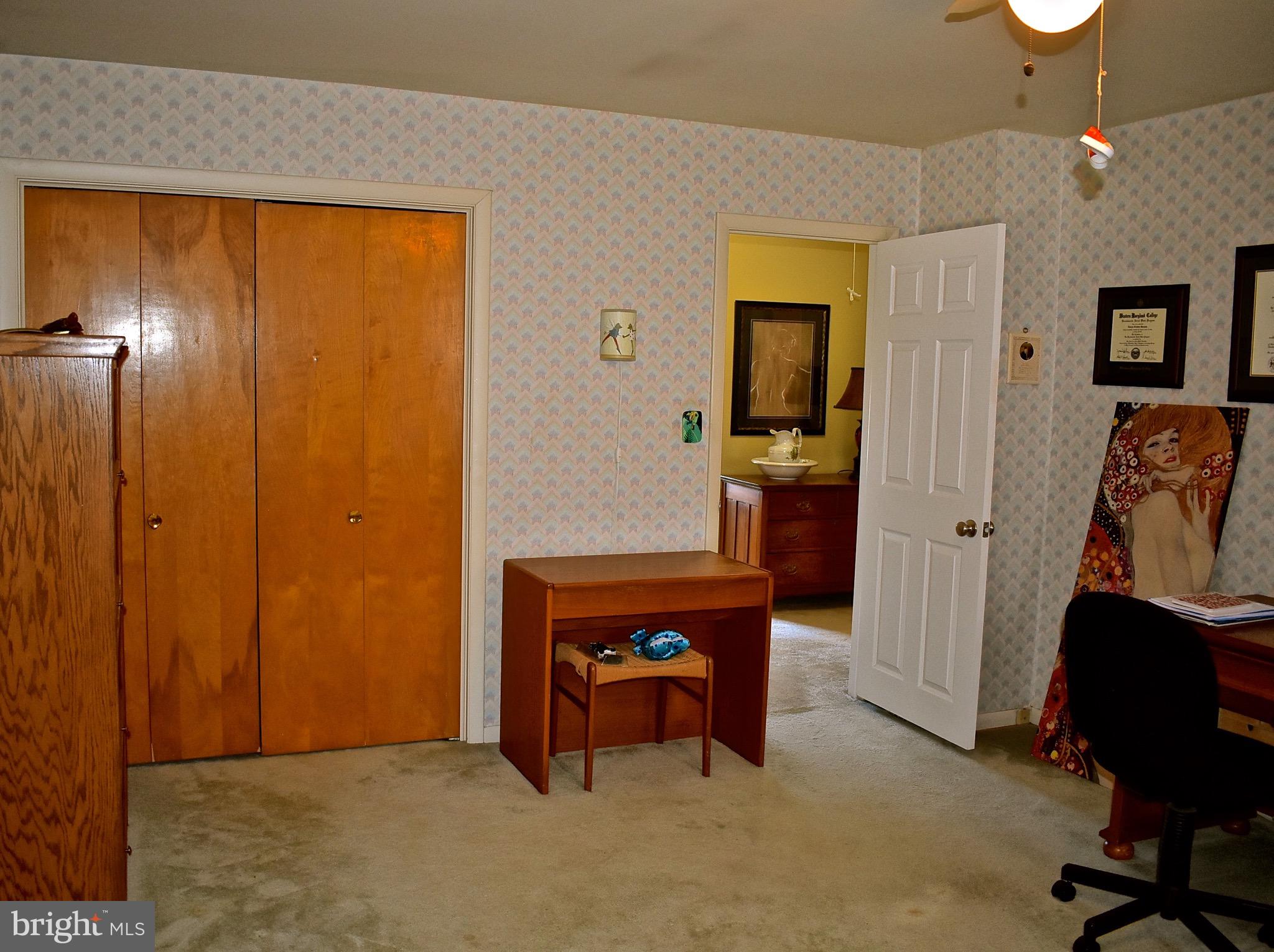 7025 Dunhill Road Baltimore, MD 21222 - Photo 32 of 48 Gallery Image 32
