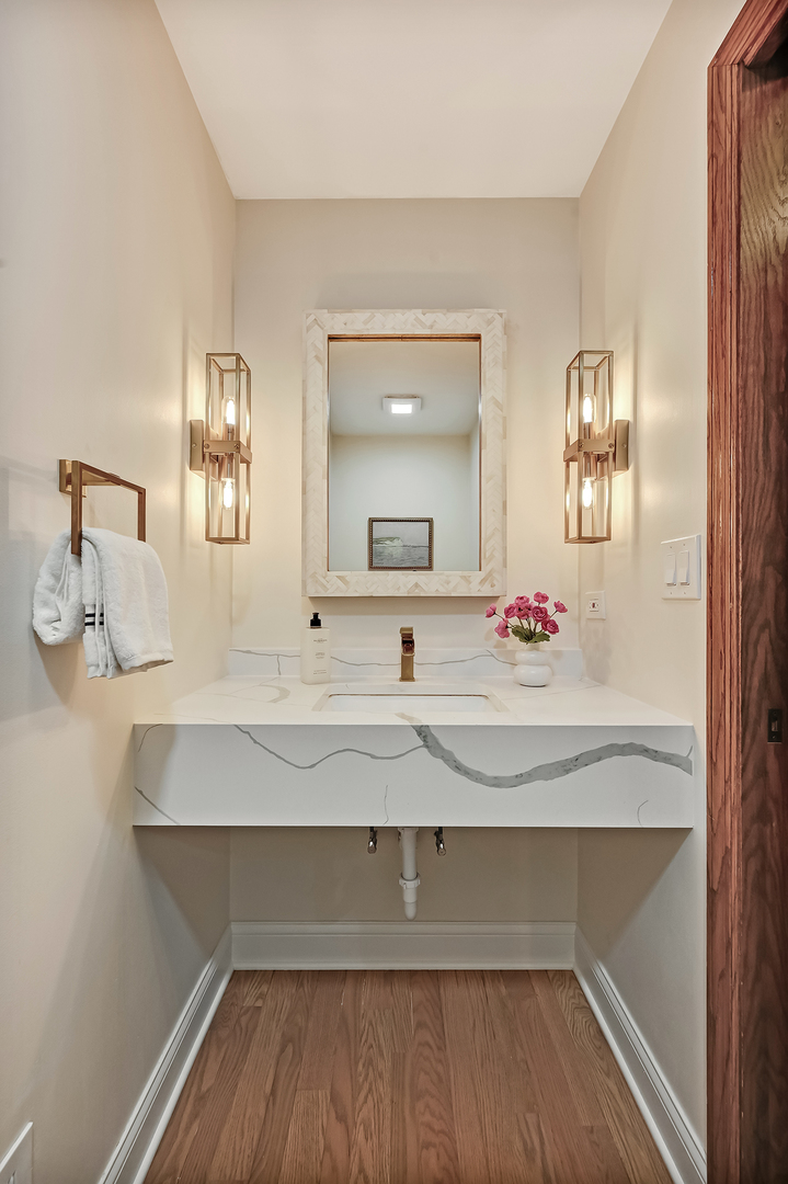 5 Regent Court Burr Ridge, IL 60527 - Photo 17 of 48 Gallery Image 17