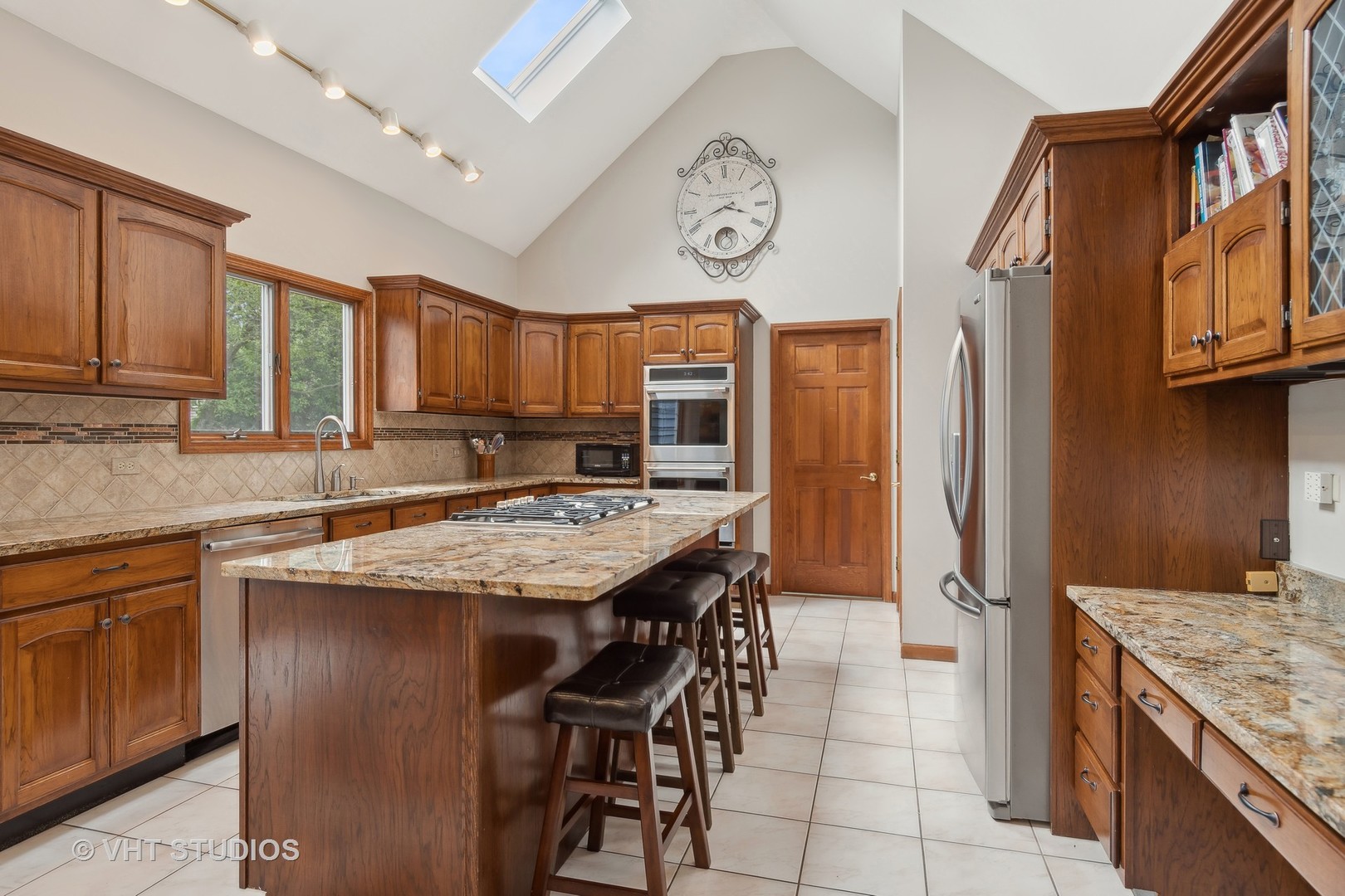 2701 Modaff Road Naperville, IL 60565 - Photo 4 of 24 Gallery Image 4