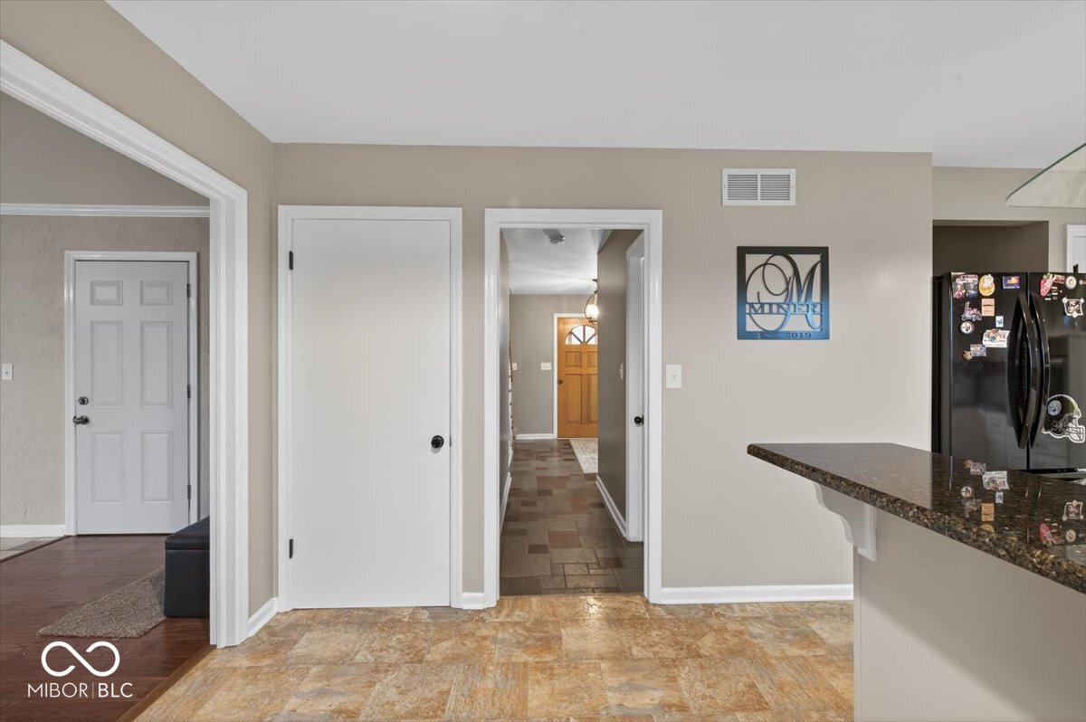 4312 South New Columbus Road Anderson, IN 46013 - Photo 15 of 32