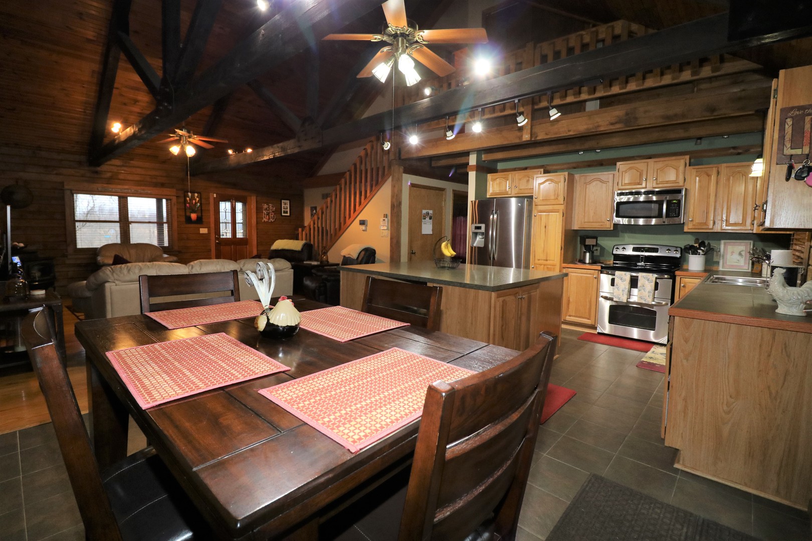 19601 Rainbow Road Weldon, IL 61882 - Photo 4 of 23