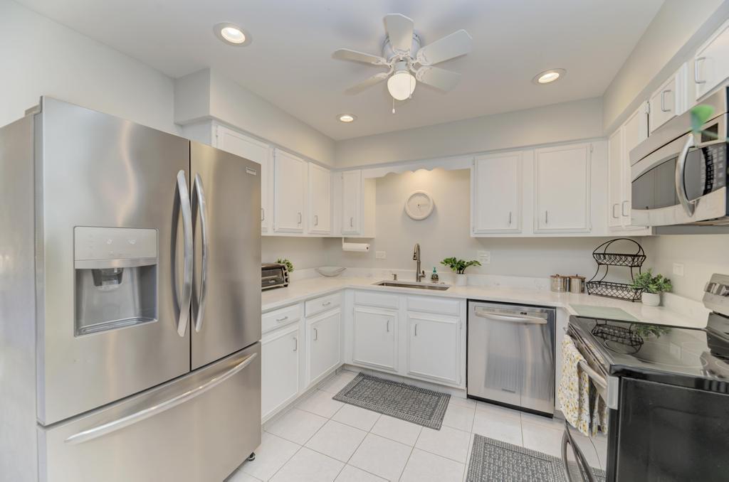 4000 Dundee Road, Unit 107 Northbrook, IL 60062 - Photo 12 of 31