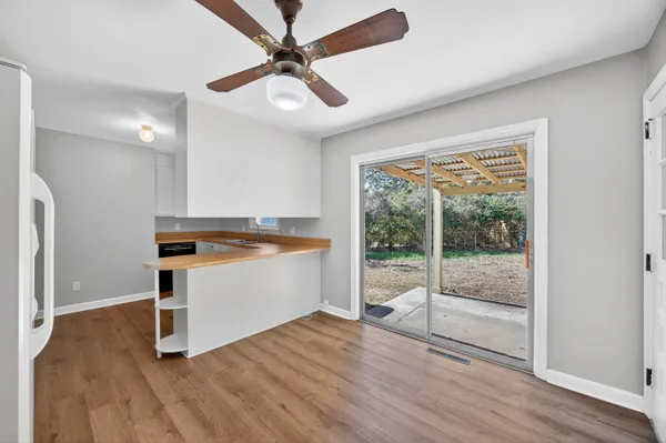 $2,900 | 1321 Briarfield Avenue, Charleston, SC 29412