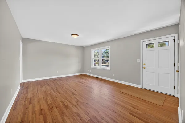 $2,900 | 1321 Briarfield Avenue, Charleston, SC 29412