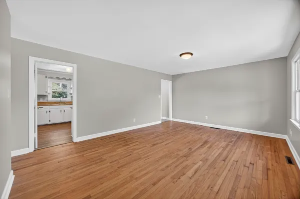 $2,900 | 1321 Briarfield Avenue, Charleston, SC 29412