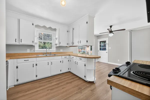 $2,900 | 1321 Briarfield Avenue, Charleston, SC 29412