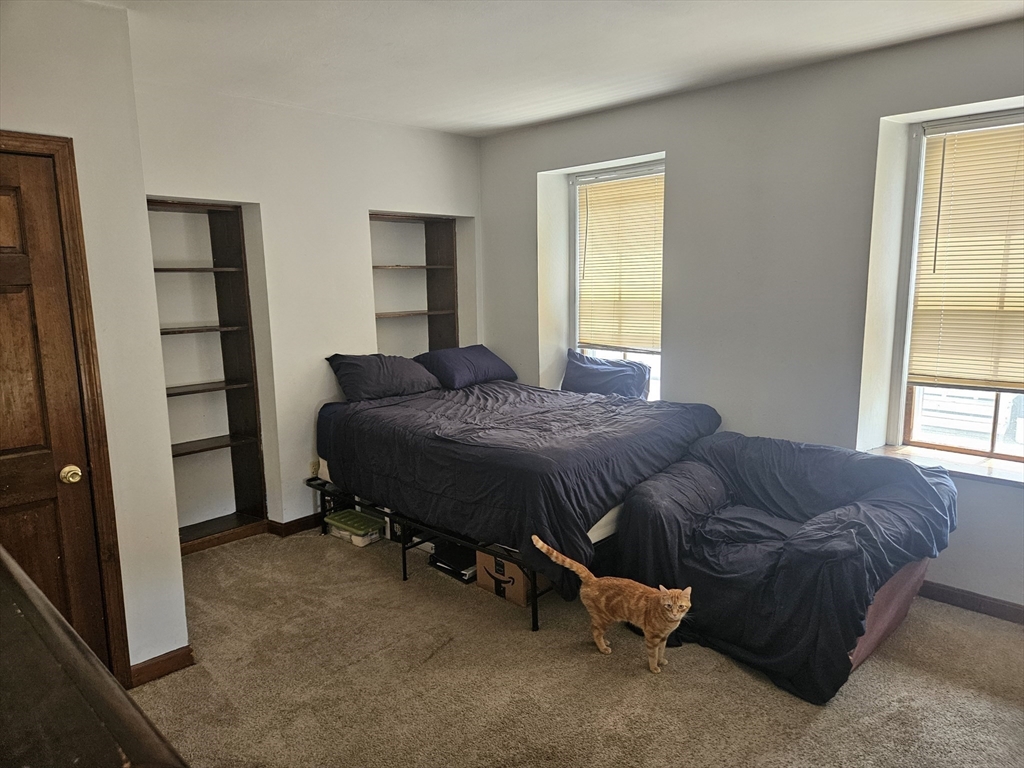 325 Mammoth Road, Unit 1 Lowell, MA 01854 - Photo 14 of 16
