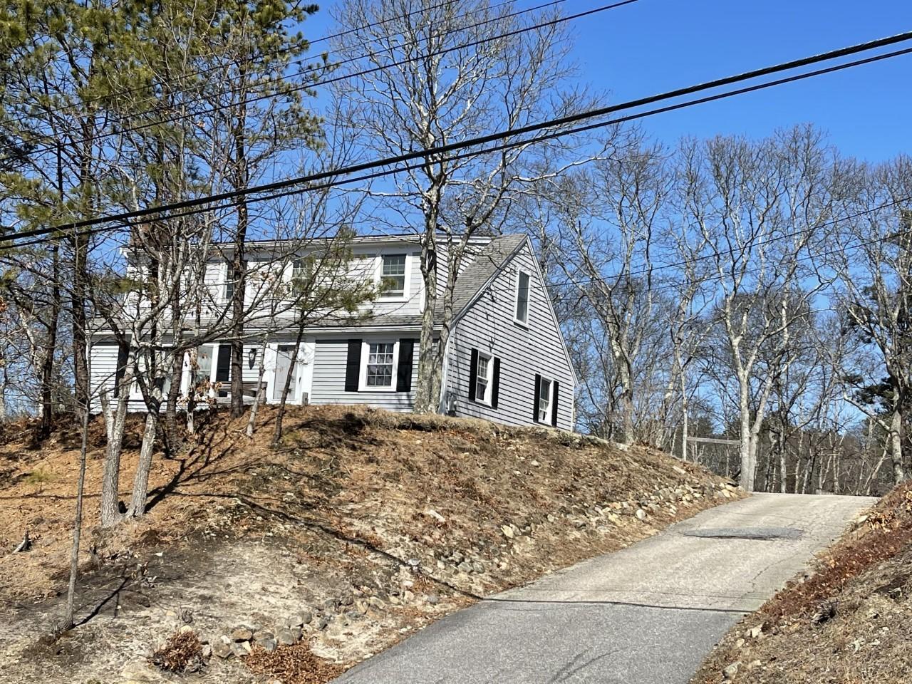 10 Kidd's Hill Road Barnstable, MA 02630 - Photo 1 of 27 k front 4 - Copy