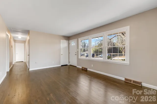 $415,000 | 64 Pleasant Ridge Drive, Asheville, NC 28805