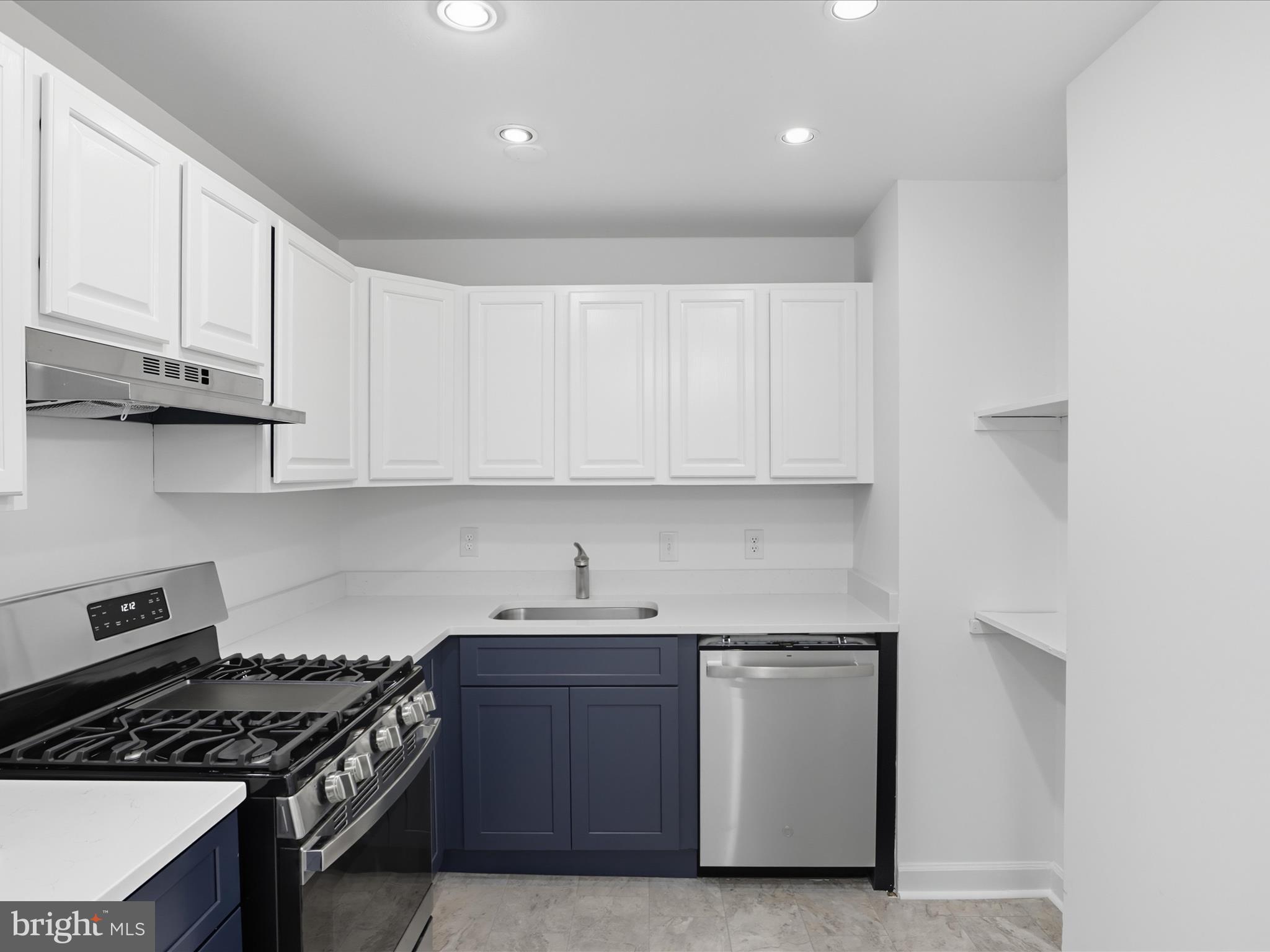 13203 Haddock Road Woodbridge, VA 22193 - Photo 12 of 32 Gallery Image 12